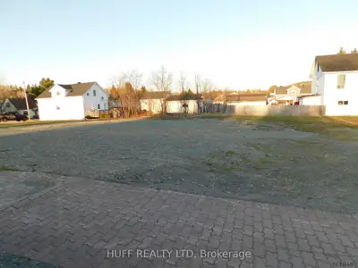 35 Godfrey Street, Kirkland Lake, On P0k 1l0