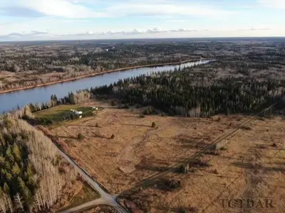 18 Shallow Lake Road, Mattice-val Cote, On P0l 1t0