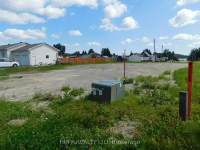 17 Macdonald Street, Kirkland Lake, On P0k 1l0