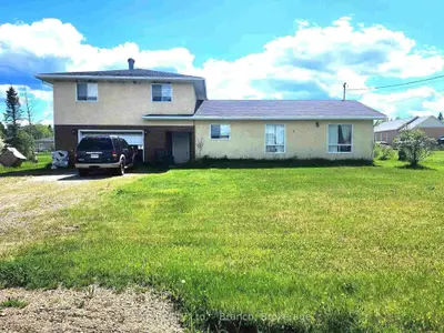 Detached in Kapuskasing