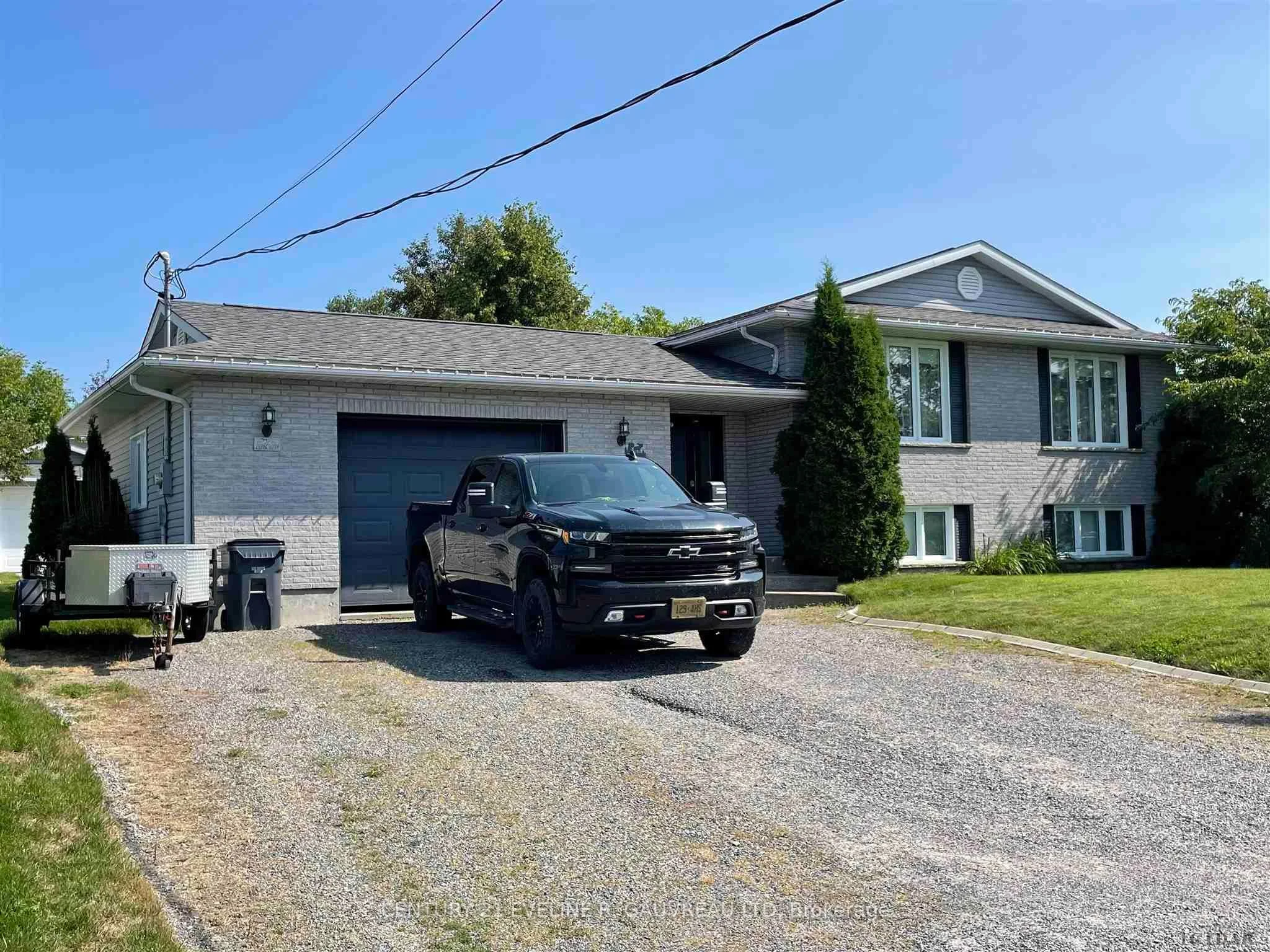 253 Crystal Crescent, Temiskaming Shores, On P0j 1p0