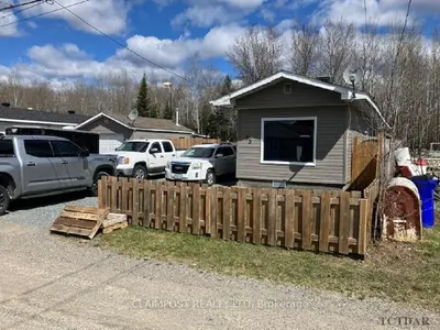 93 Notre Dame Place, Timmins, On P4r 0e2