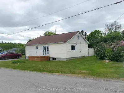 399 Lake View Avenue, Temiskaming Shores, On P0j 1r0