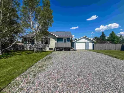 Detached in Black River Matheson