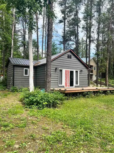 Detached in Gogama