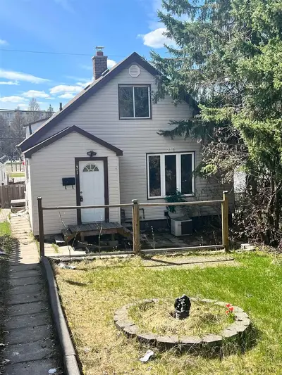 231 Tamarack Street, Timmins, On P4n 6p9