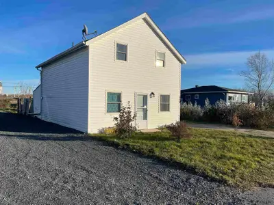110 Sixteenth Avenue, Cochrane, On P0l 1c0