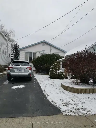 462 Burke, Timmins, On P4n 7a6
