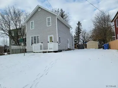 73 Mundy Avenue, Kapuskasing, On P5n 1r6