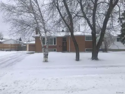 708 College Street, Timmins, On P4n 5j8