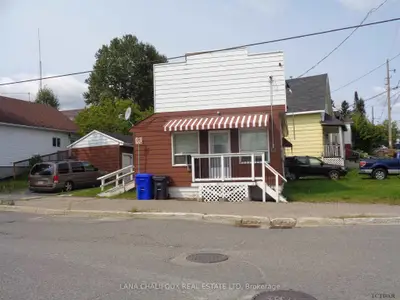 Detached in Kirkland Lake