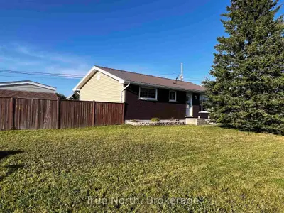 Detached in Kapuskasing