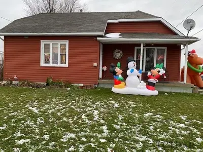 50 Tenth Street W, Armstrong, On P0j 1e0