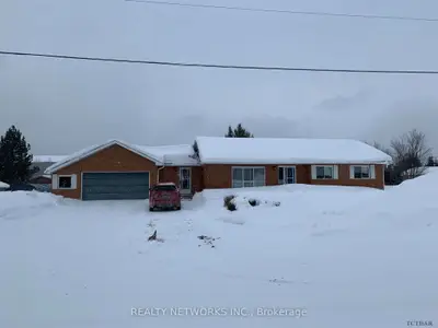 27 Arthur Street, Gogama, On P0m 1w0