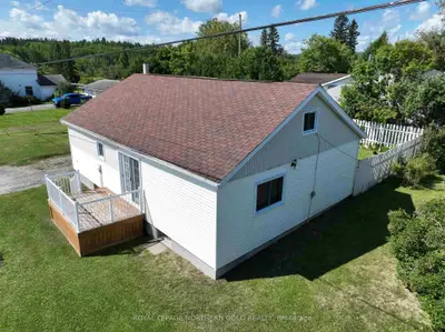 399 Lake View Avenue, Temiskaming Shores, On P0j 1r0
