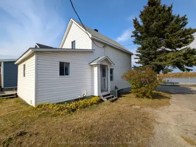 Detached in Timmins