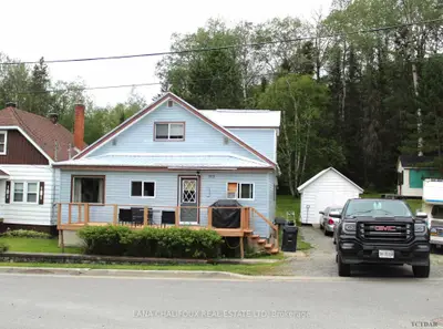 Detached in Kirkland Lake