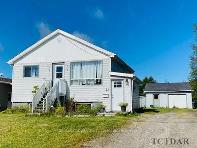 Detached in Kapuskasing