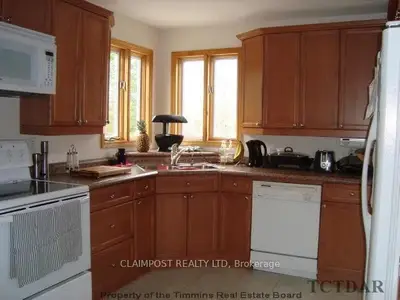 1475 Airport Road, Timmins, On P4n 7c3