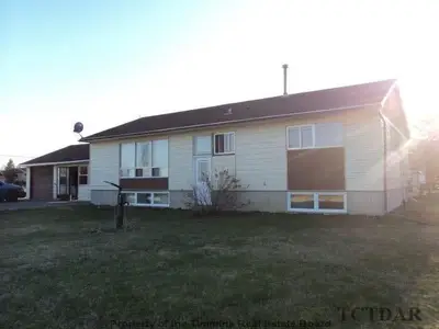 648-652 Euclid Avenue, Black River Matheson, On P0k 1c0