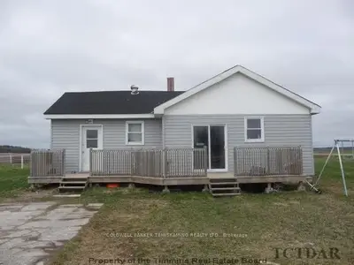 127028 Church Road, Beauchamp Township, On P0j 1e0