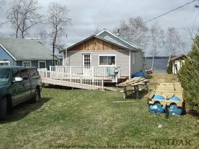 2043 South Shore Road, Marquis Twp., On P0j 1b0