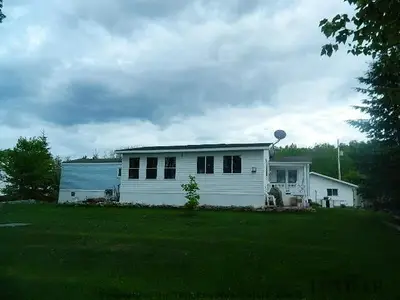 2014 Sandy Bay Road, Marquis Twp, On P0k 1v0