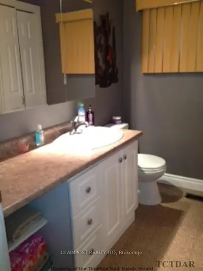 20 Homestead Avenue, Timmins, On P4n 8r9