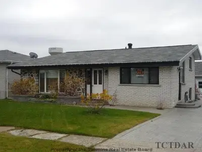48 Art Street, Smooth Rock Falls, On P0l 1v0