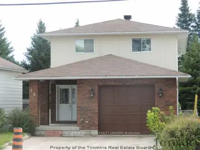 45 Jubilee Avenue W, Timmins, On P4n 4m7