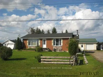 9 & 10 St-stanislas Street, Val Rita-harty Twp, On P0l 1m0