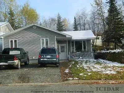 17 Balsam Avenue, Kirkland Lake, On P2n 1w7