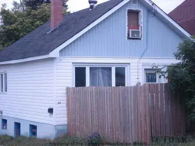26 Rowan Avenue, Kirkland Lake, On P2n 2n8