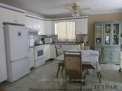 386 Oak Avenue, Timmins, On P4n 4t5