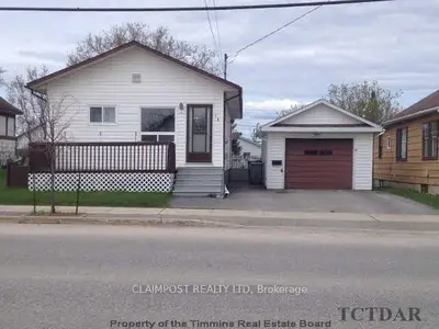 18 Bruce Avenue, Timmins, On P0n 1h0