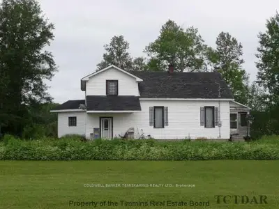 131 Third Street, Elk Lake, On P0j 1g0