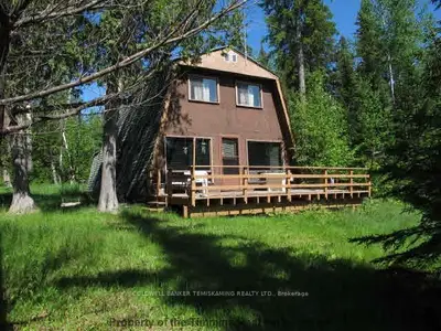 Summer Resort L Skeleton Lake, Bayly Township, On P0j 1h0
