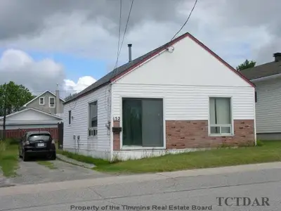 152 Southern Avenue, Timmins, On P4n 3j3