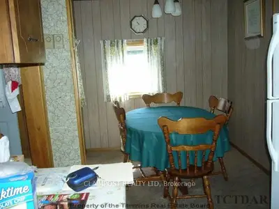 144 Sunset Bay Road, Cochrane, On P0k 1g0