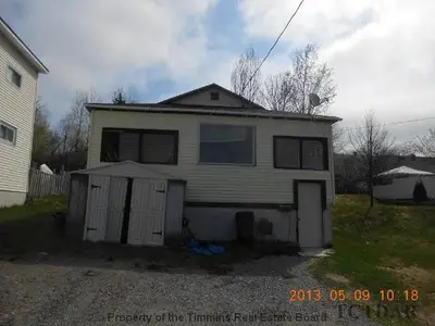 8 Day Avenue, Kirkland Lake, On P2n 1k4