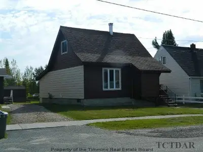 36 Algonquin Avenue, Kirkland Lake, On P2n 1c2
