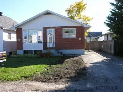 5 William Avenue, Timmins, On P0n 1h0