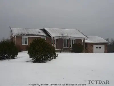 967 Hwy 11, Hallebourg, On P0l 1l0