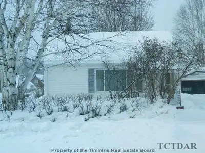 35 Tweedsmuir Avenue, Kirkland Lake, On P2n 1j1