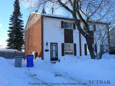 671 College Street, Timmins, On P4n 5j7