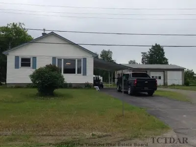 21 Cooks Lake Road, Timmins, On P4r 0b3
