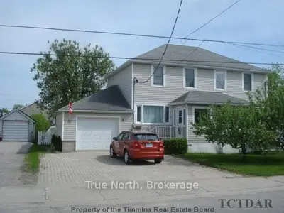 4 Stewart Avenue, Kapuskasing, On P5n 1s1