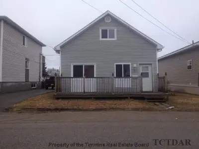 4 Laurier Avenue, Timmins, On P4n 4g5