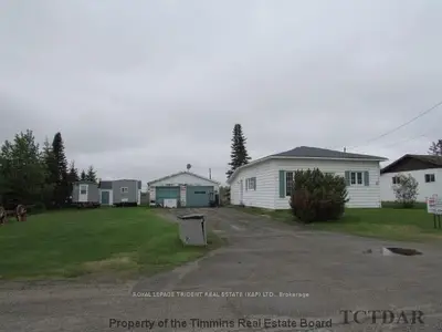 5 Deslauriers Street, Kapuskasing, On P0l1g8