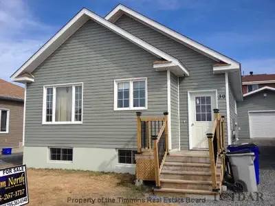 30 J.v Bonhomme Boulevard, Timmins, On P4p 0a2